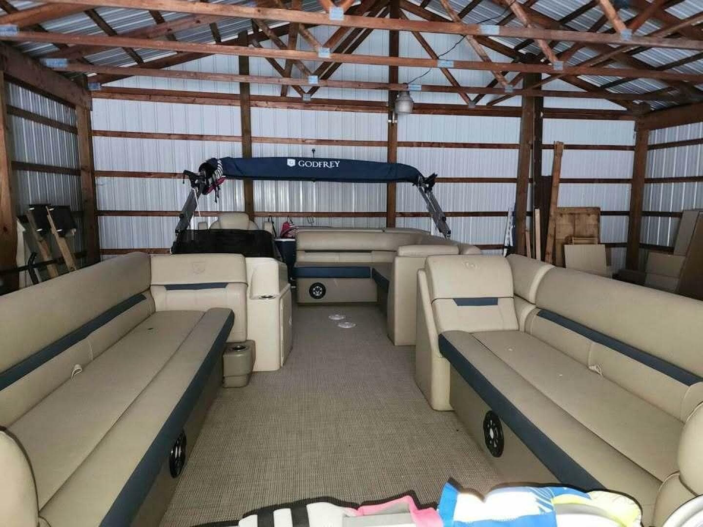 2021 Sweetwater 2286 C