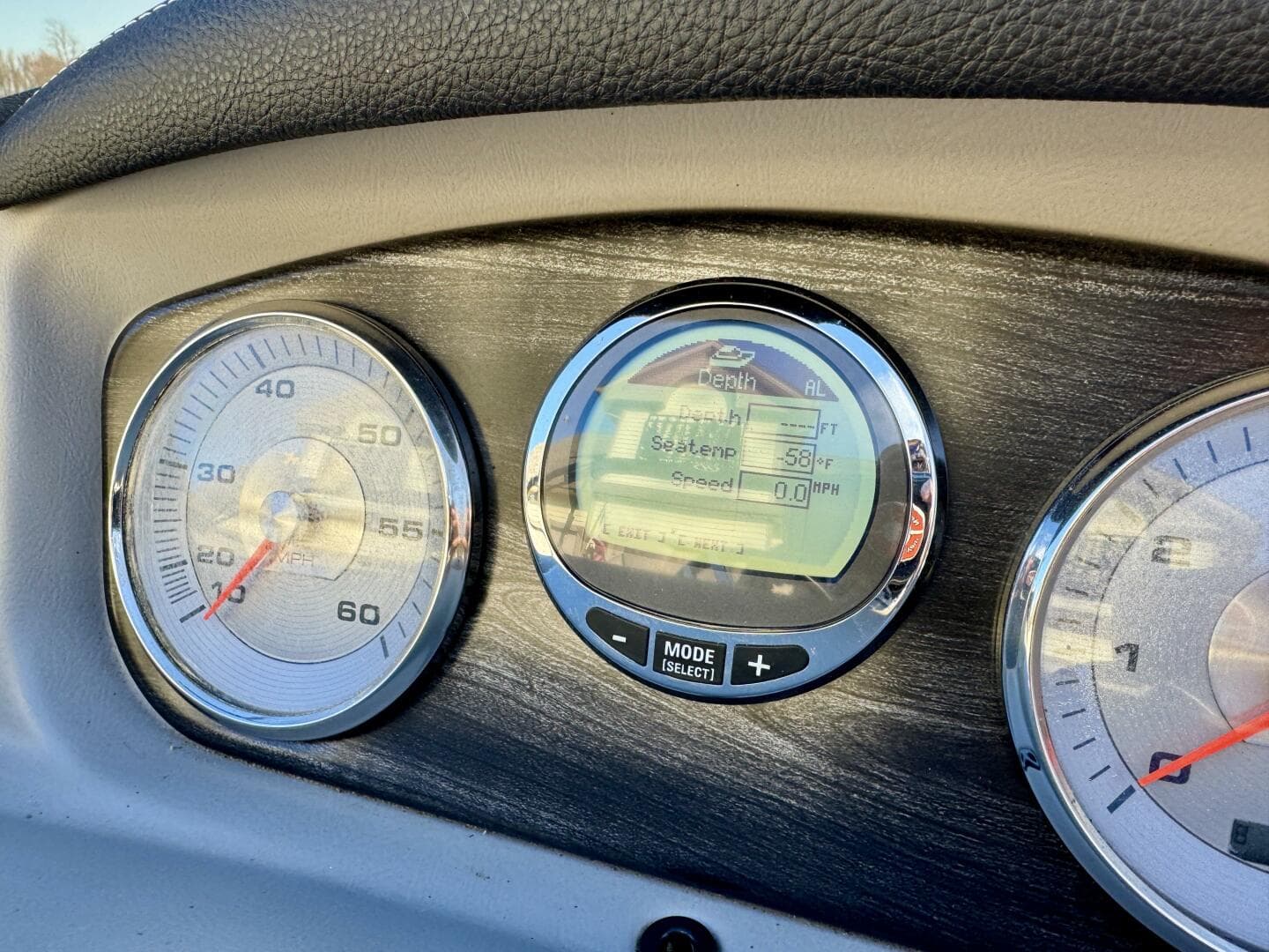 2016 Harris Grand Mariner 250 SLEC Tritoon