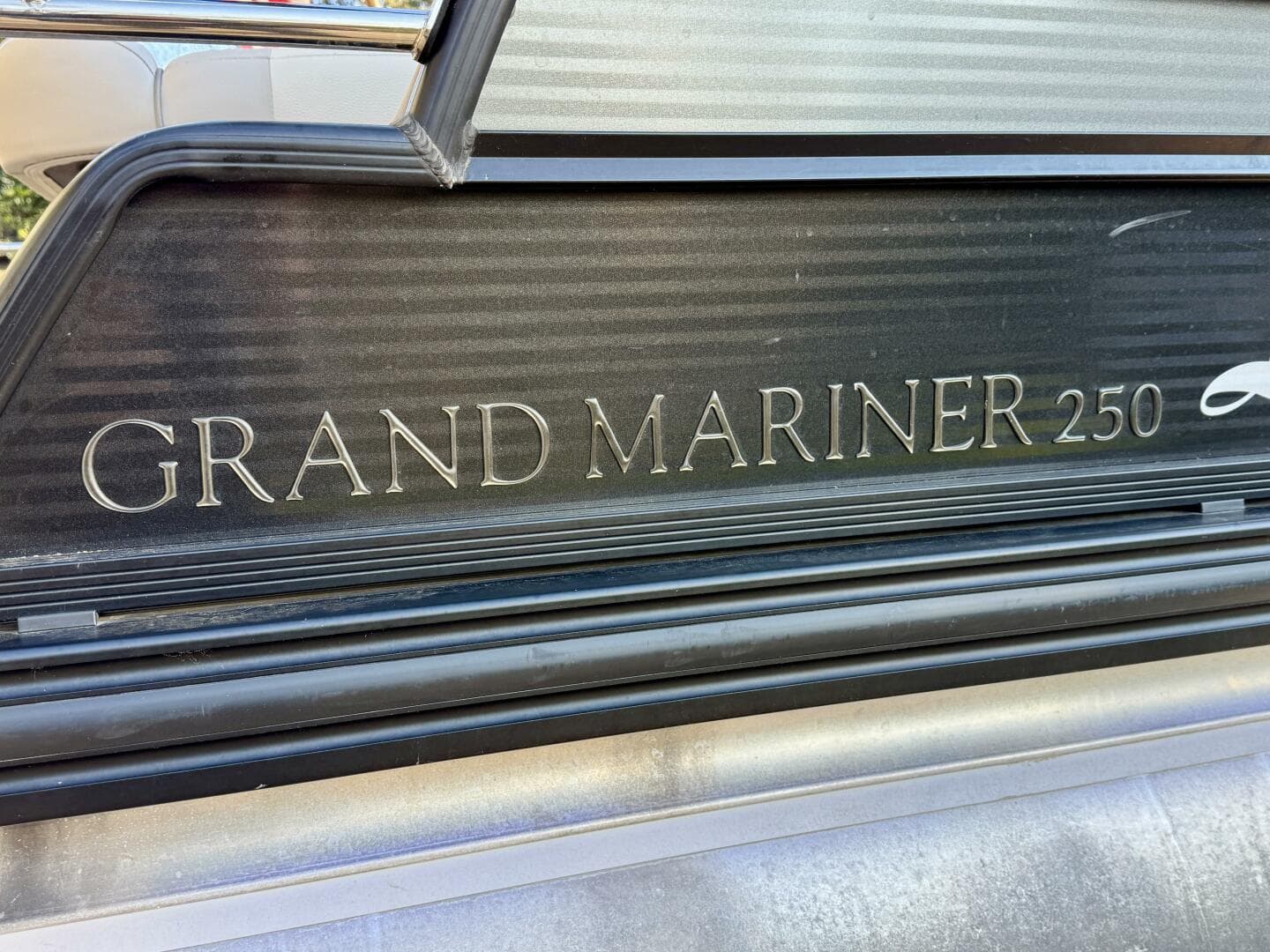 2016 Harris Grand Mariner 250 SLEC Tritoon