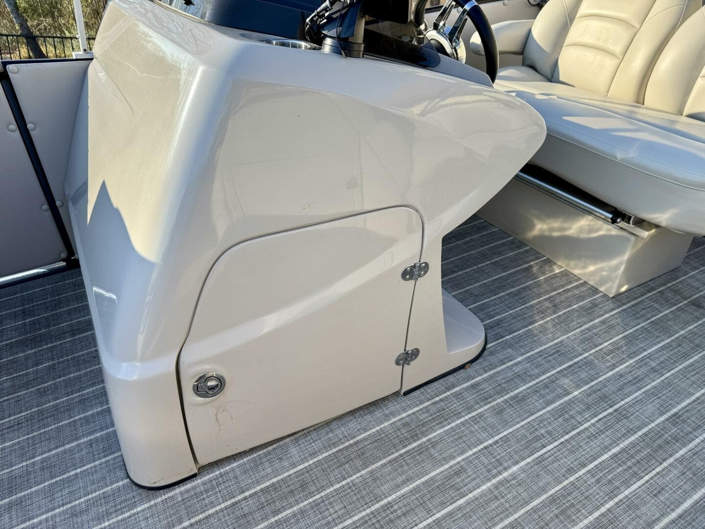 2016 Harris Grand Mariner 250 SLEC Tritoon