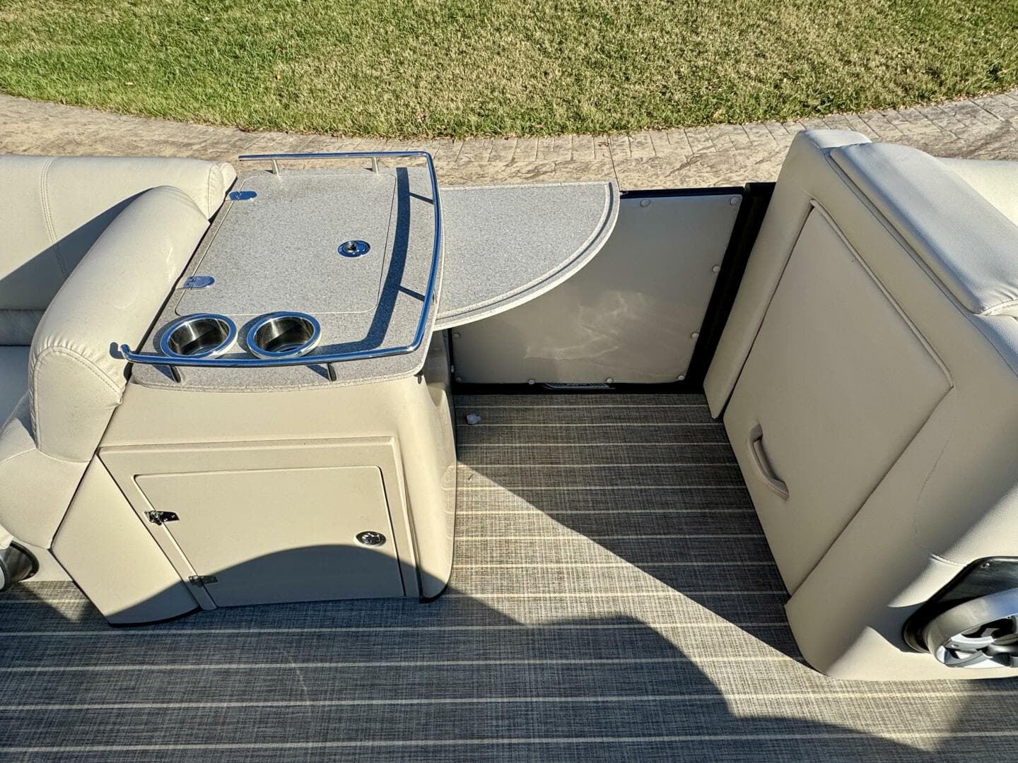 2016 Harris Grand Mariner 250 SLEC Tritoon