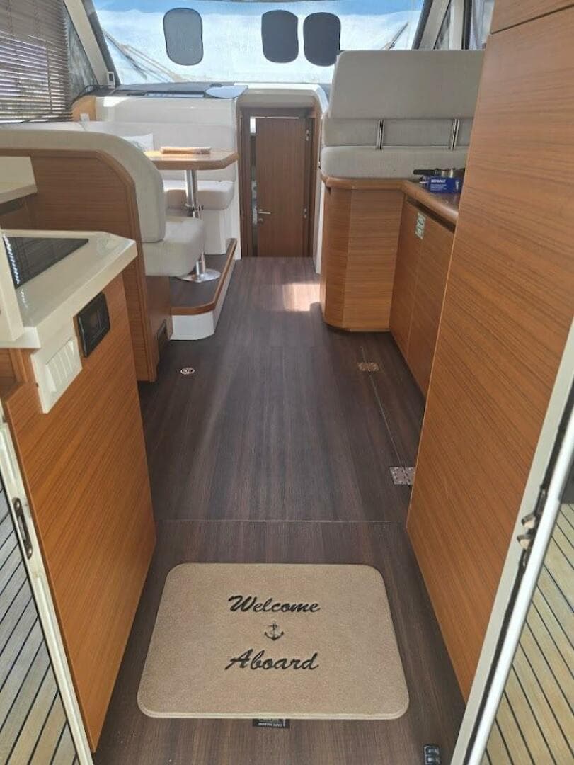 2022 Greenline 39 Hybrid