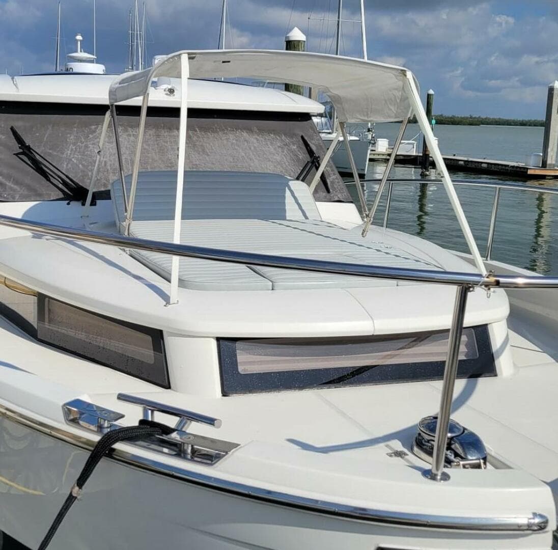 2022 Greenline 39 Hybrid