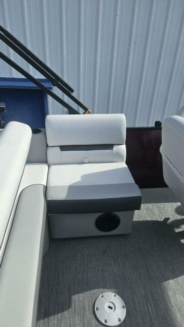 2024 Godfrey Sweetwater 2286