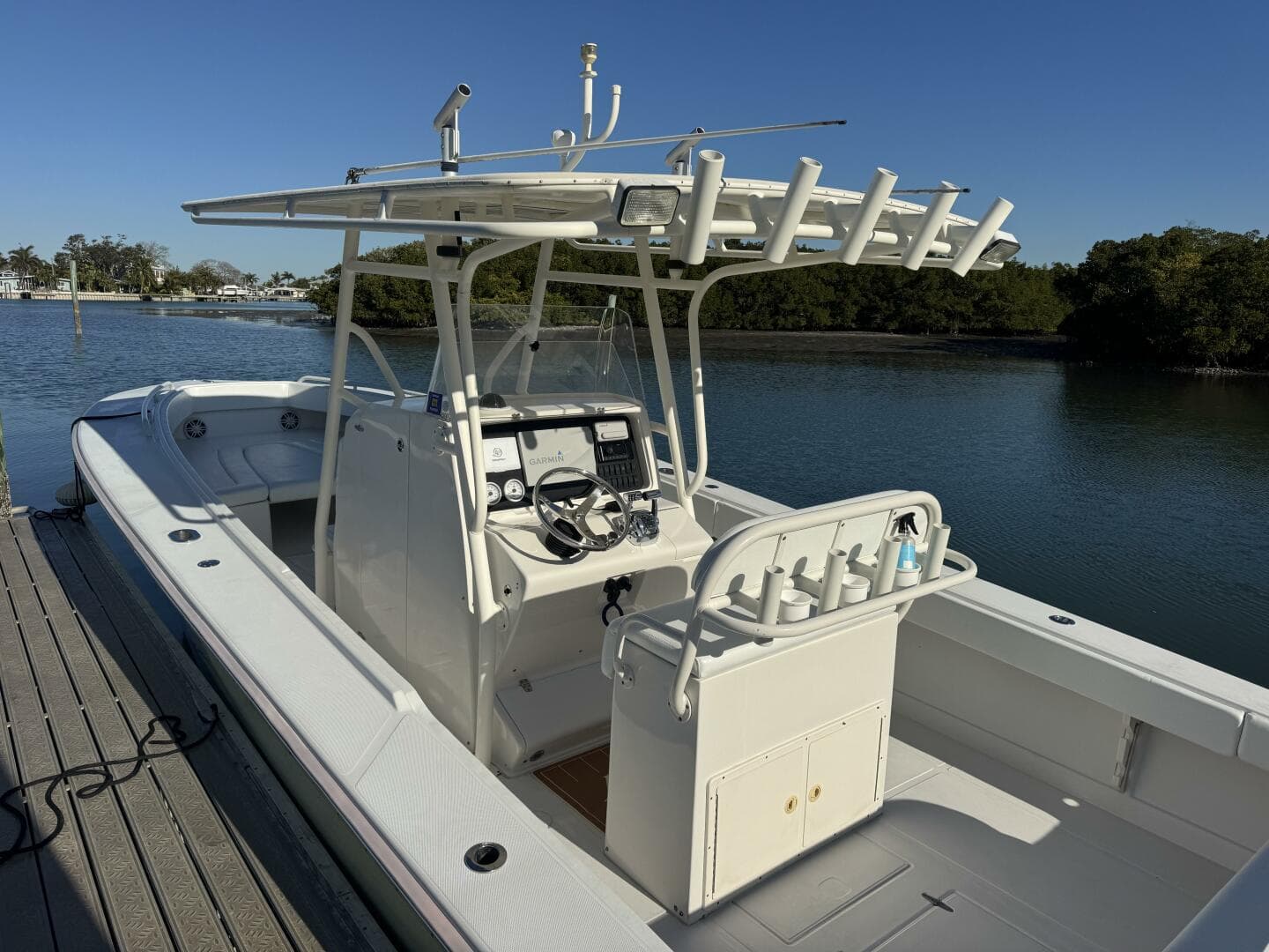 2006 Jupiter 31 CC Forward Seating