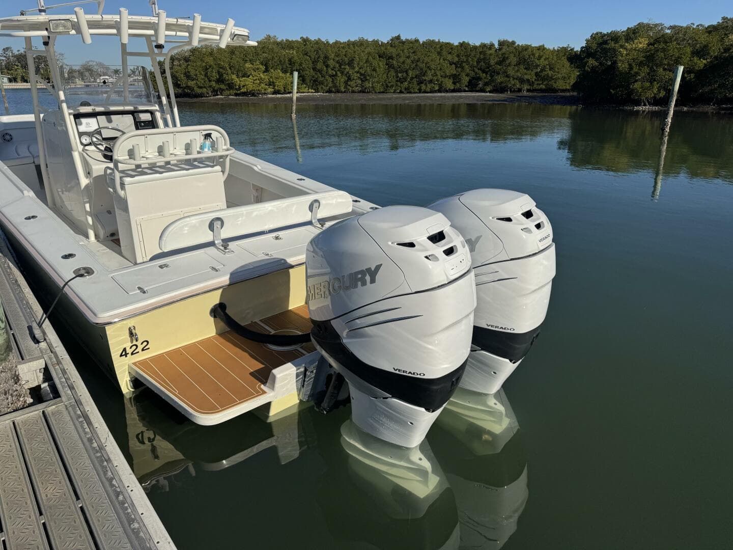 2006 Jupiter 31 CC Forward Seating