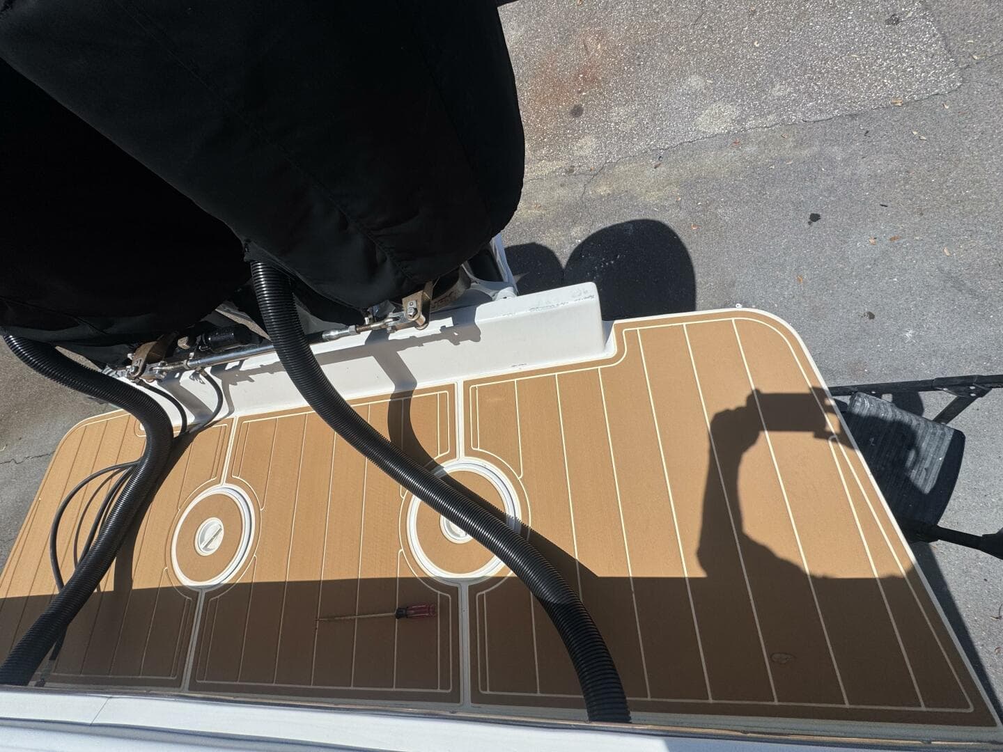 2006 Jupiter 31 CC Forward Seating