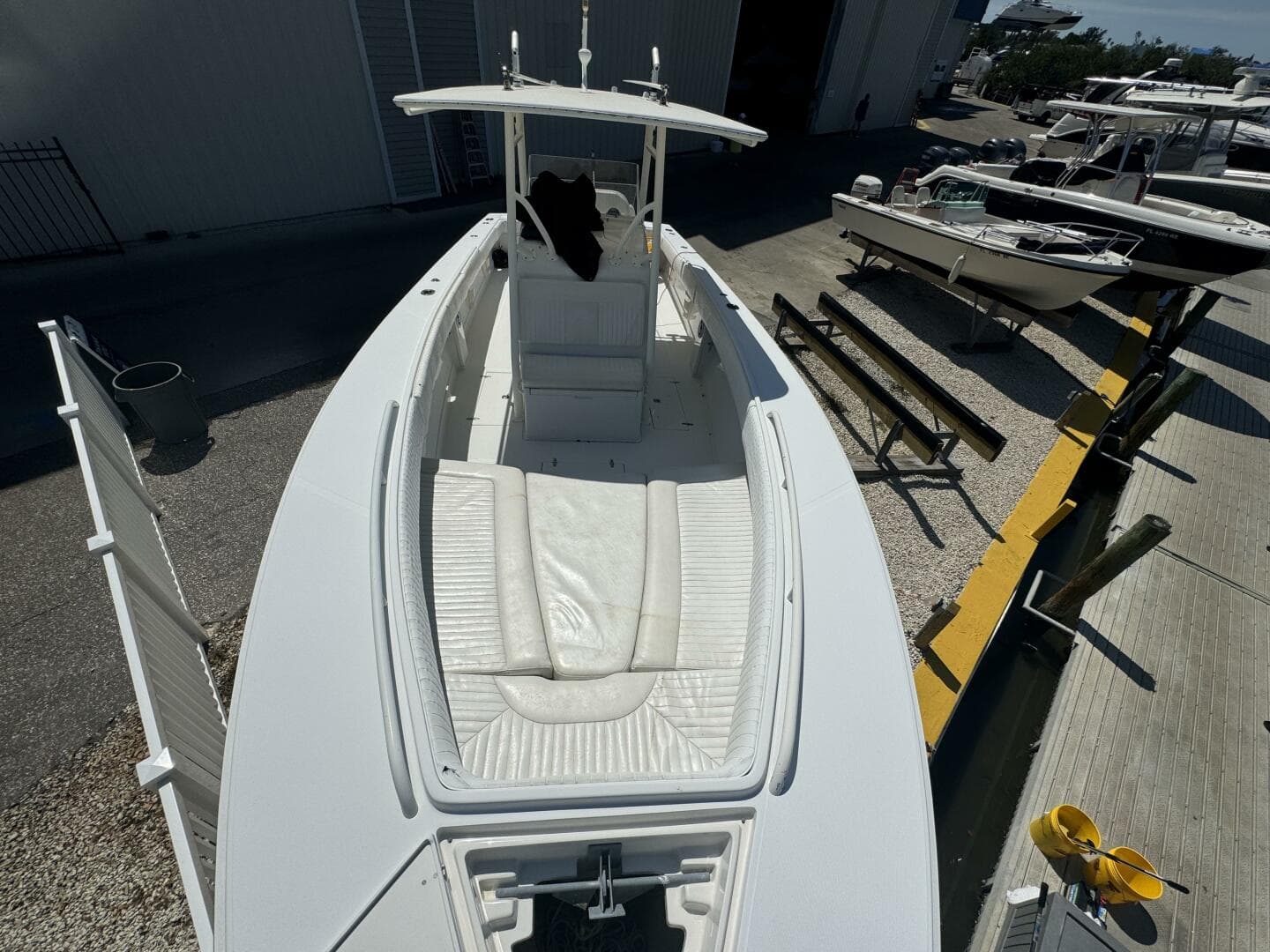 2006 Jupiter 31 CC Forward Seating