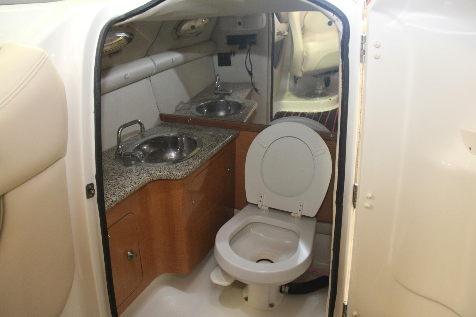 2006 Chaparral 256 SSi