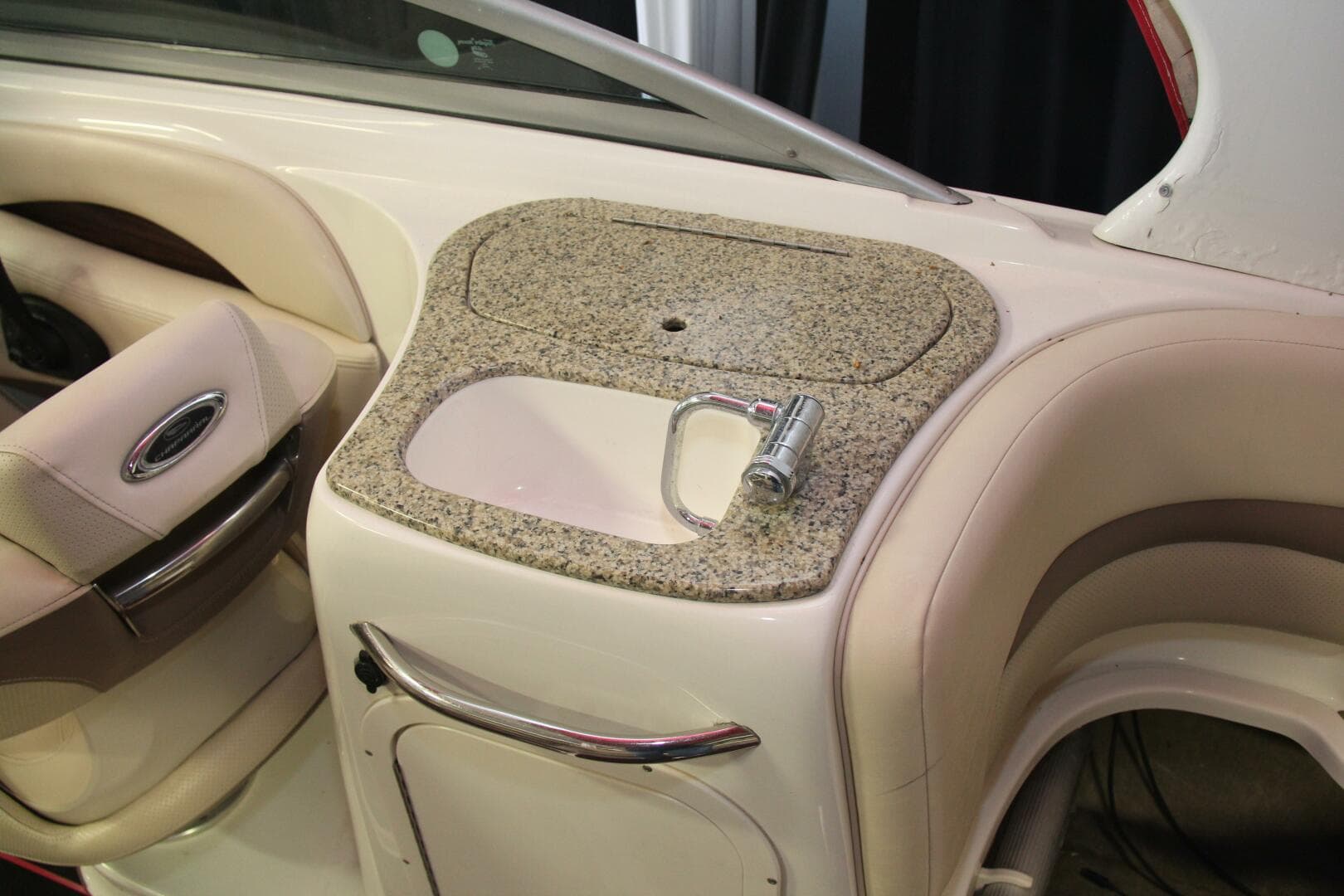 2006 Chaparral 256 SSi