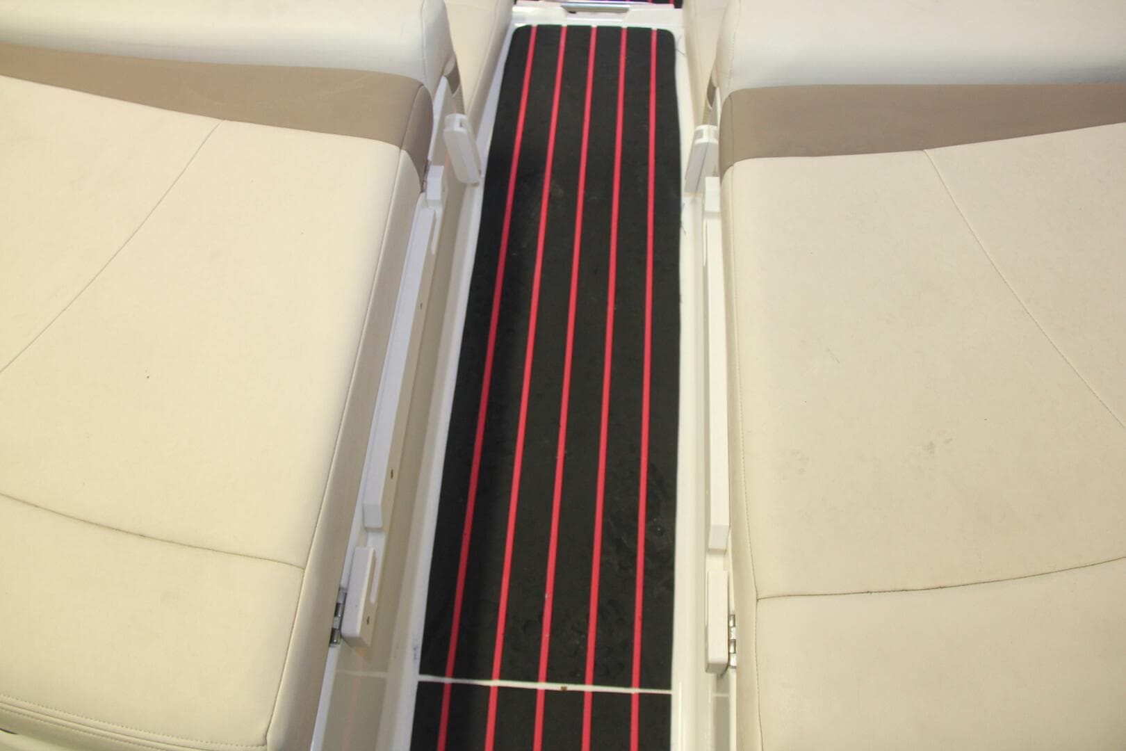 2006 Chaparral 256 SSi