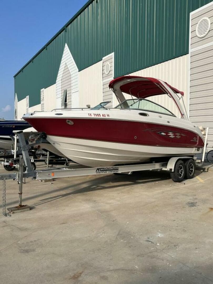 2006 Chaparral 256 SSi