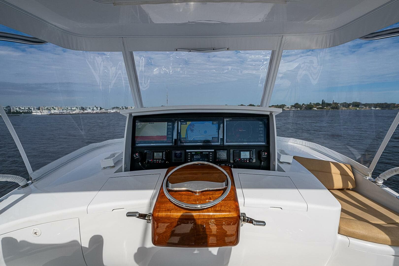 2017 F&S Cusotm Express Sportfish