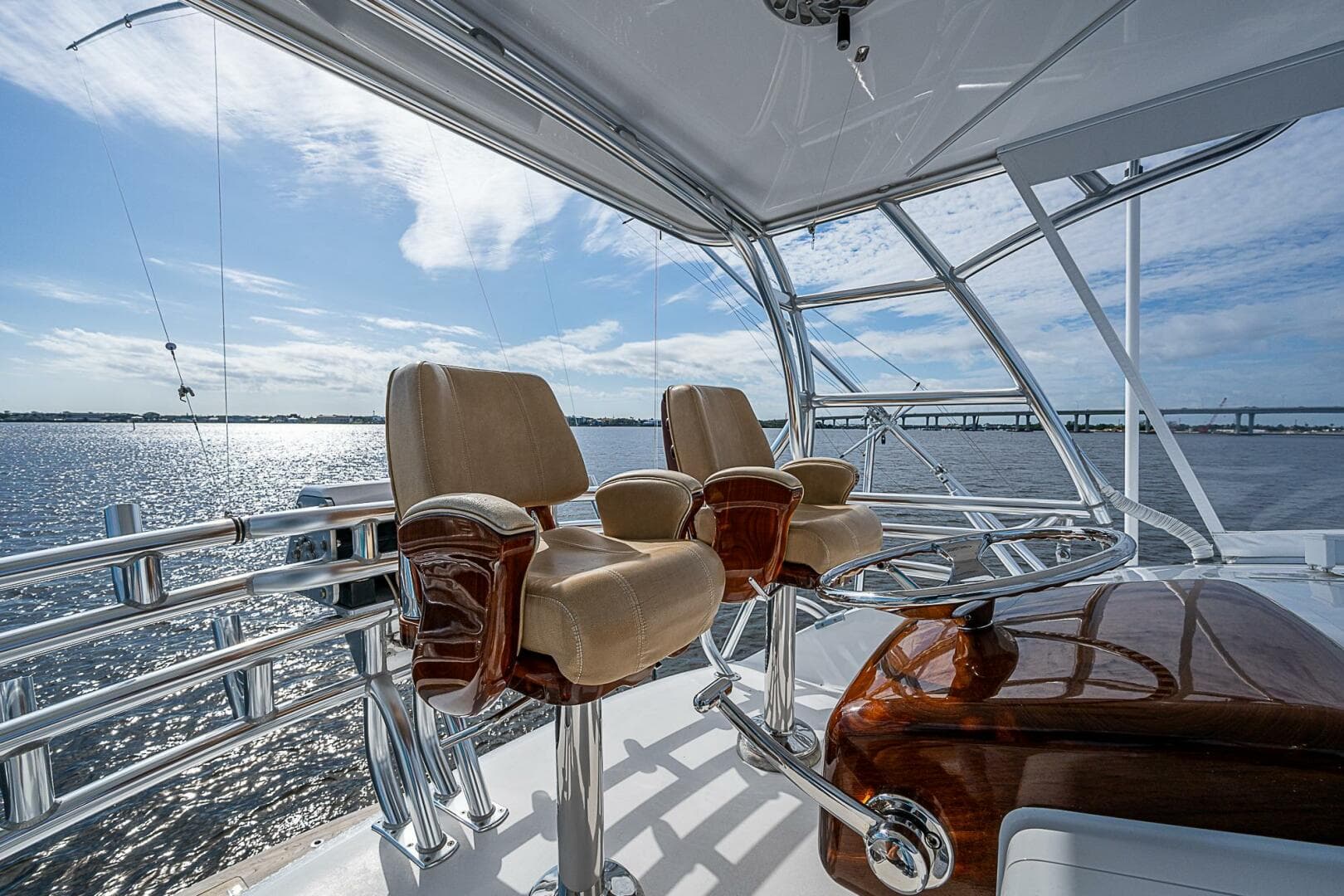 2017 F&S Cusotm Express Sportfish