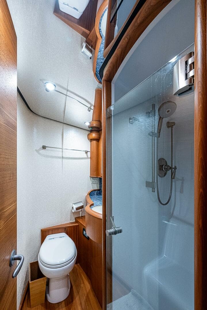 2017 F&S Cusotm Express Sportfish