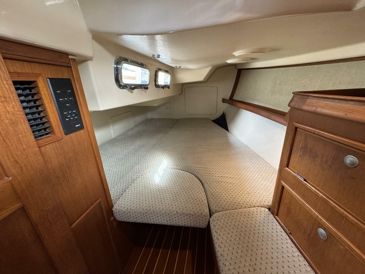 1999 Island Packet 45