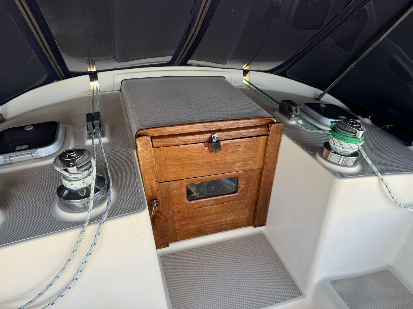 1999 Island Packet 45