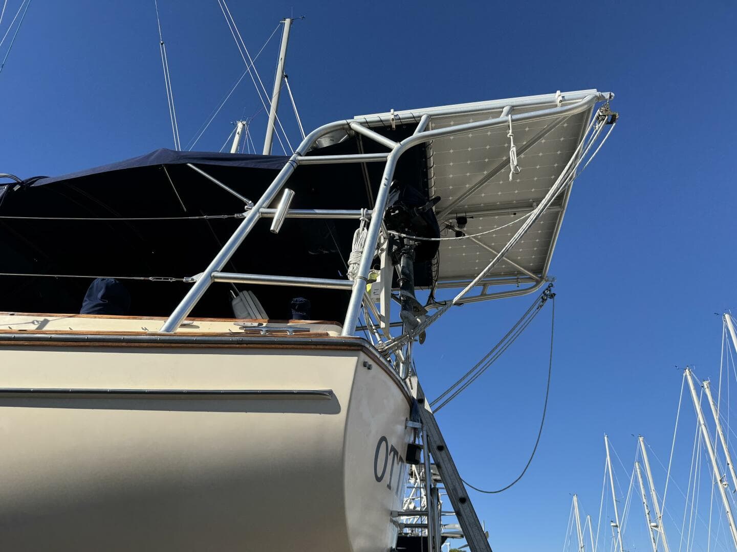 1999 Island Packet 45