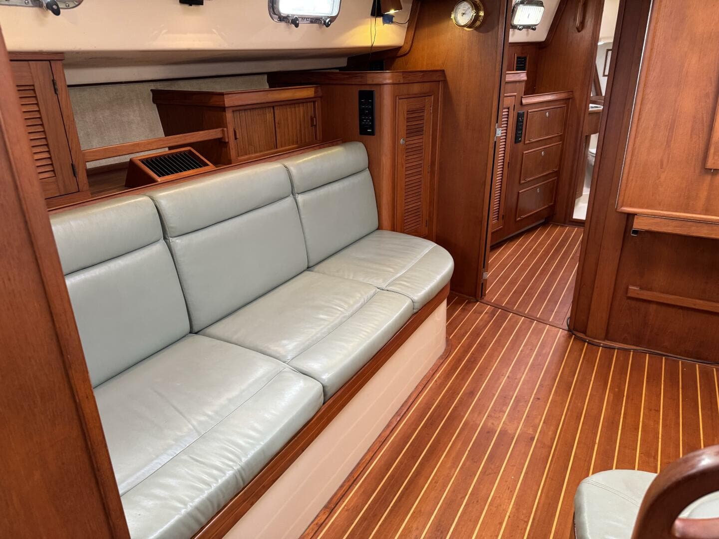 1999 Island Packet 45