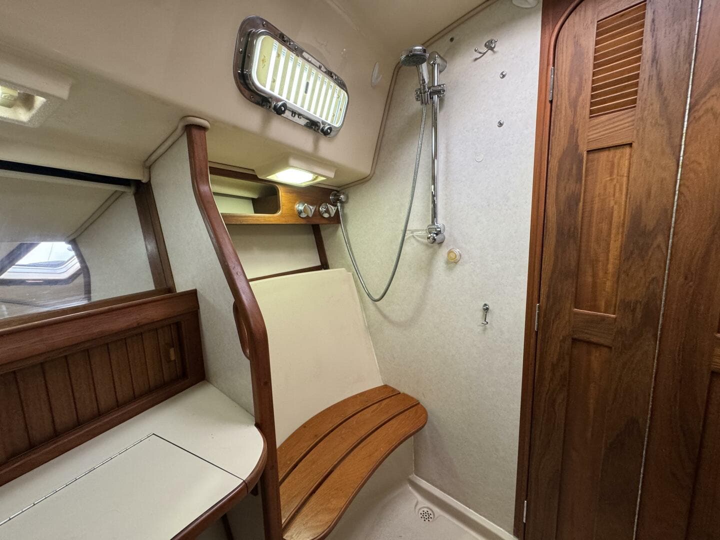 1999 Island Packet 45