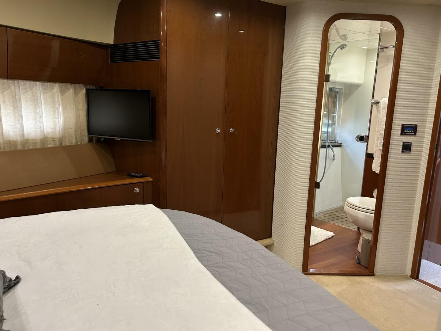 2008 Princess 67 Flybridge