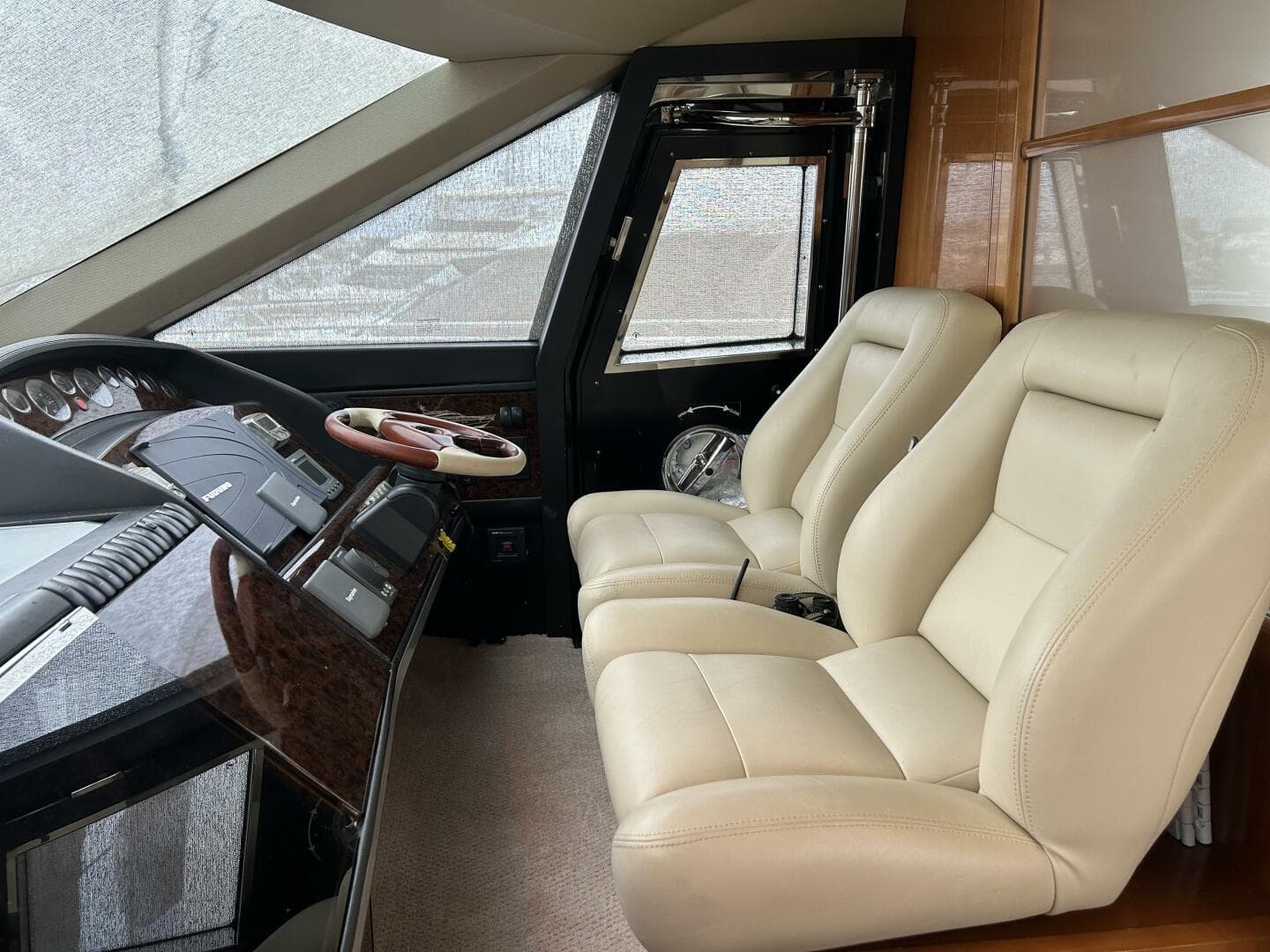 2008 Princess 67 Flybridge