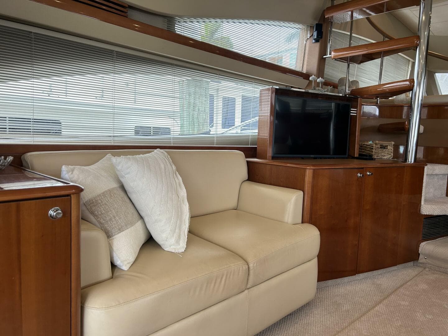 2008 Princess 67 Flybridge