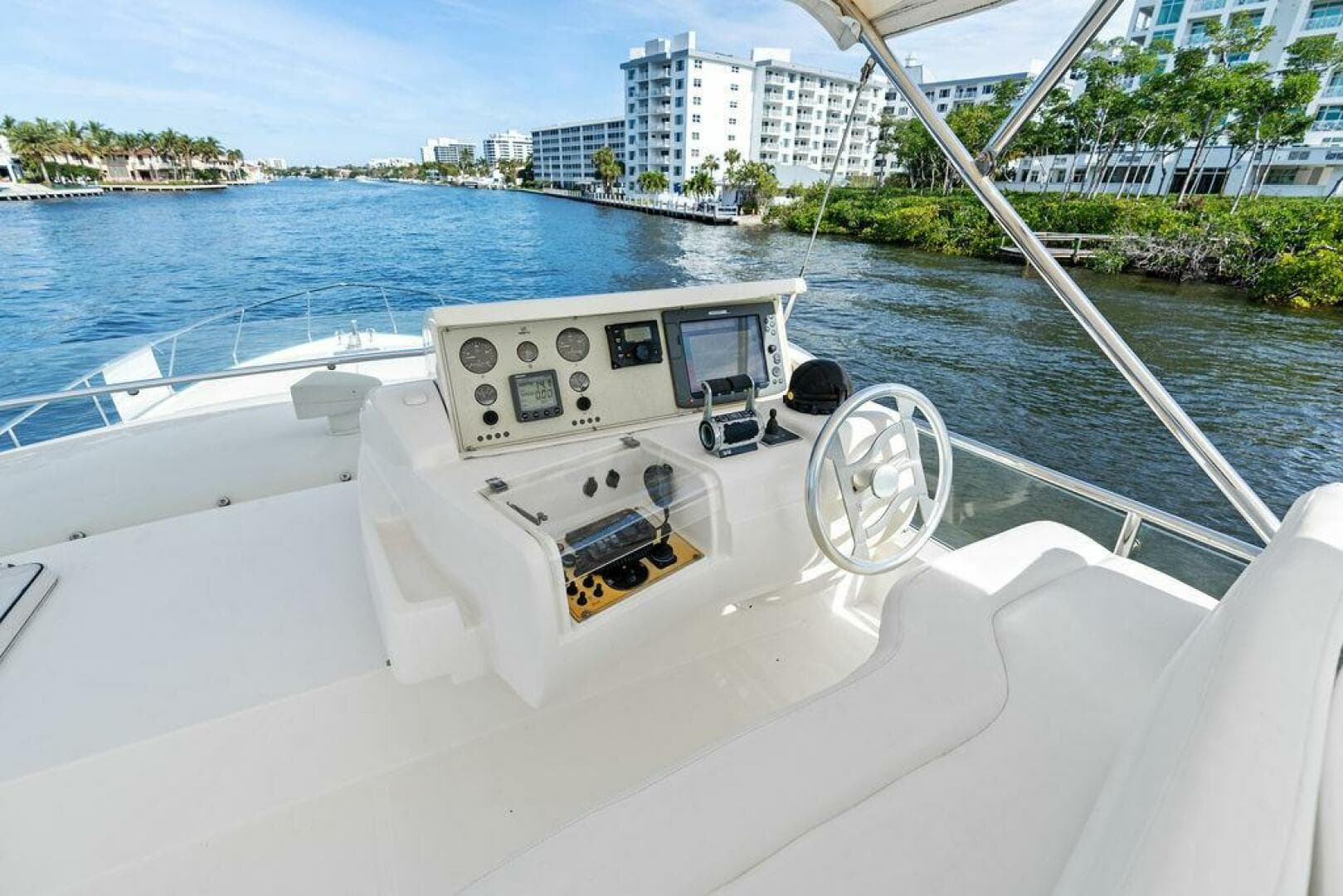 2003 Ferretti Yachts 62