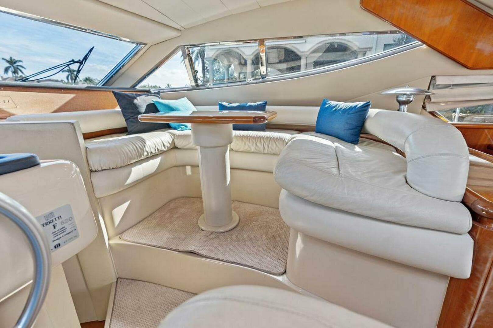 2003 Ferretti Yachts 62