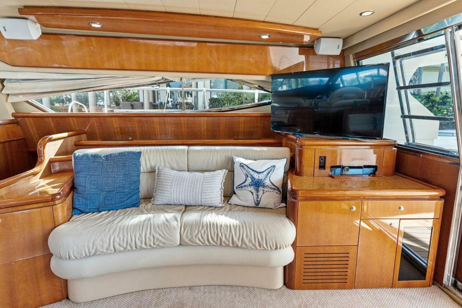 2003 Ferretti Yachts 62