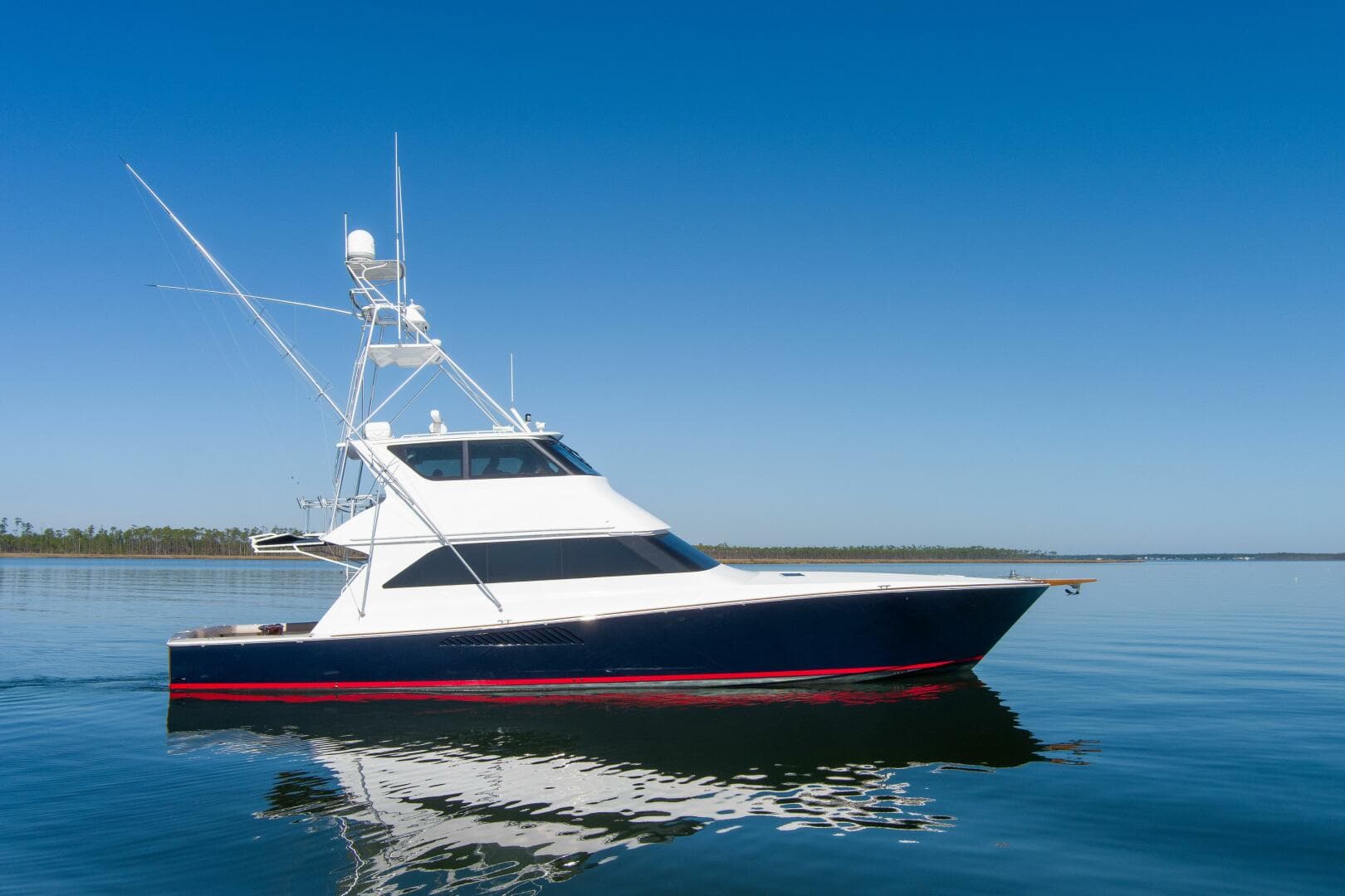 2001 65 Viking Convertible Enclosed Bridge Partnership Starboard (2)