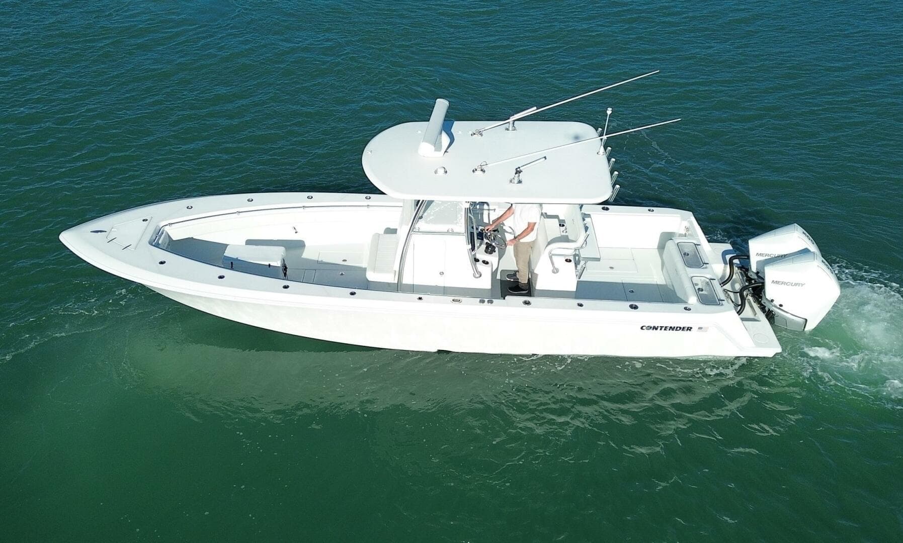 32 ST Contender 2023 Profile Port Above