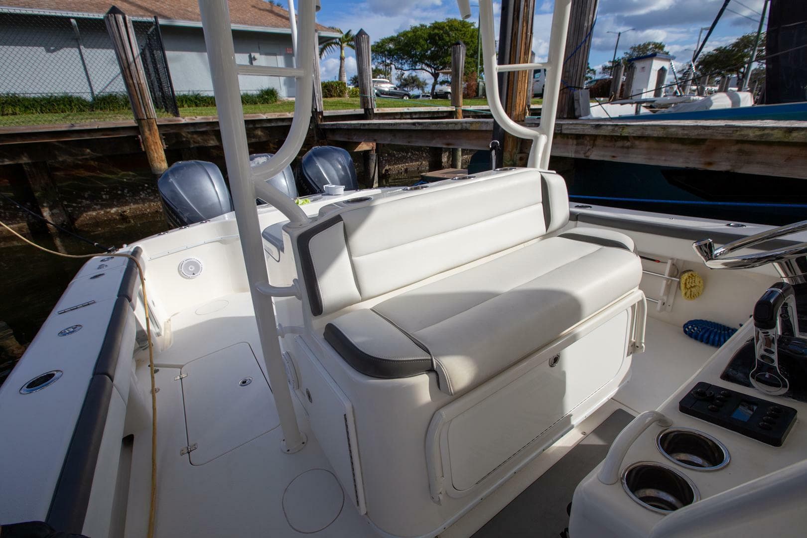 2015 Yellowfin 39 Offshore