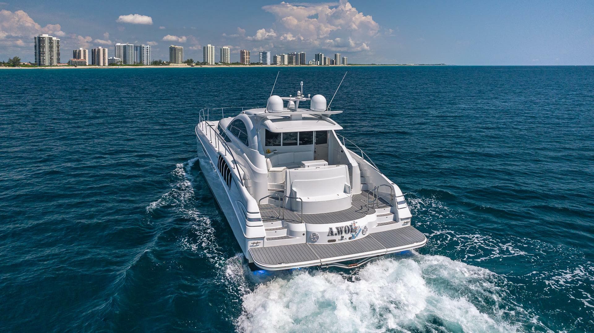 2010 Axcell Yachts 