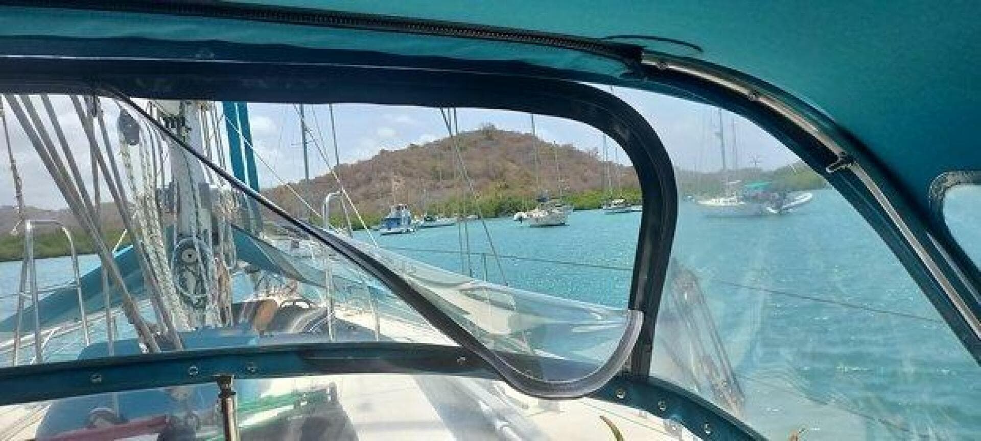 M_Opening Dodger Window To Let The Breeze In