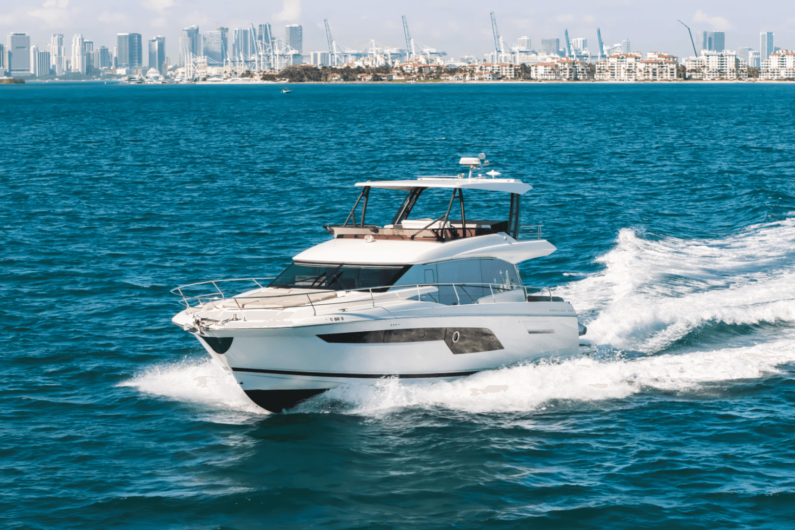 2020 Prestige 520 FLYBRIDGE
