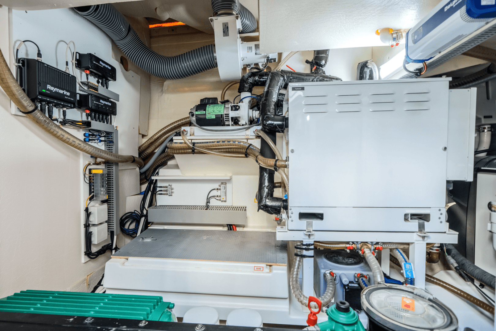 2020 Prestige 520 FLYBRIDGE