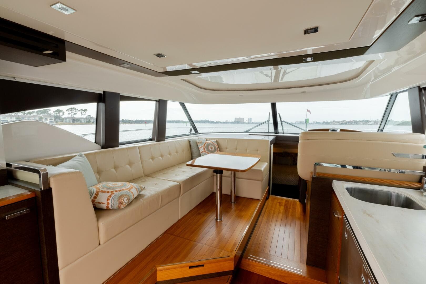 2015 Tiara Yachts 44 Coupe- SILVER LINING- Salon