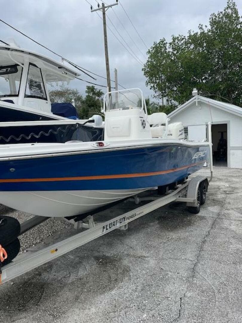 2015 Epic 22 Sport Console