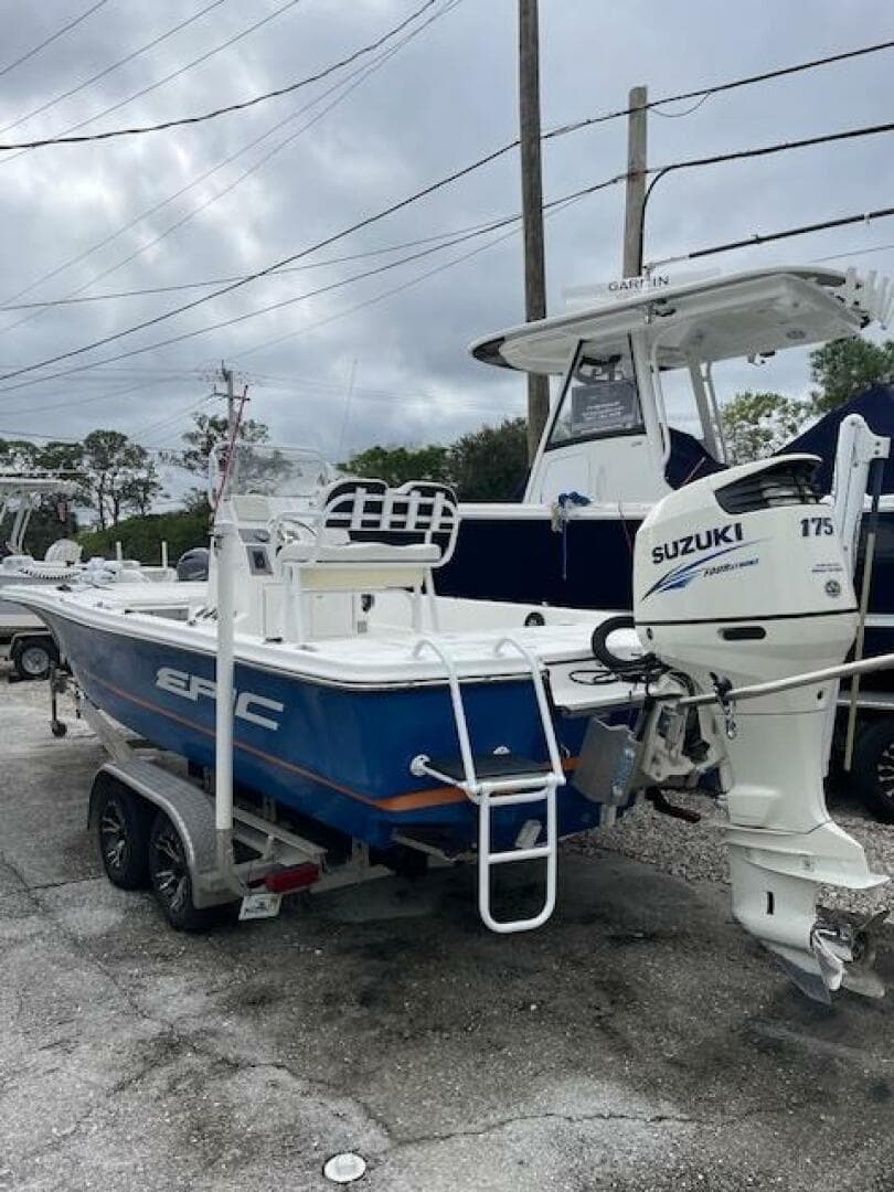 2015 Epic 22 Sport Console