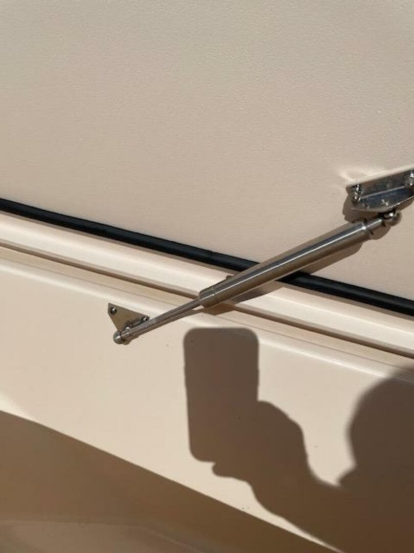Close-up of a 2014 Grady-White Fisherman 257 boat's exterior hardware.
