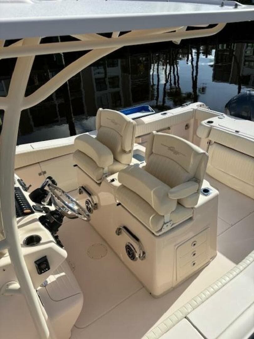 2014 Grady-White Canyon 306