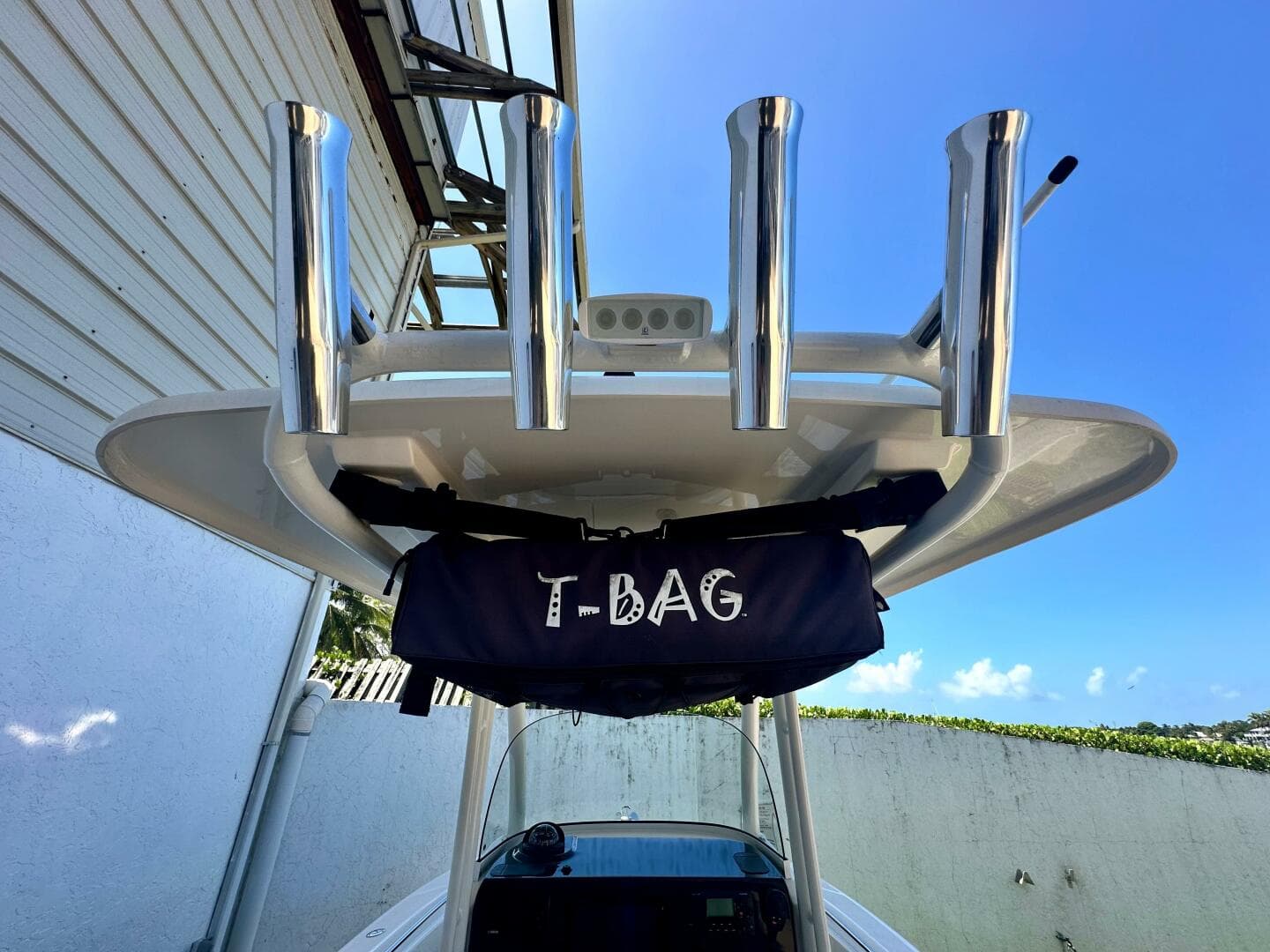 2016 Pursuit C 238 Center Console