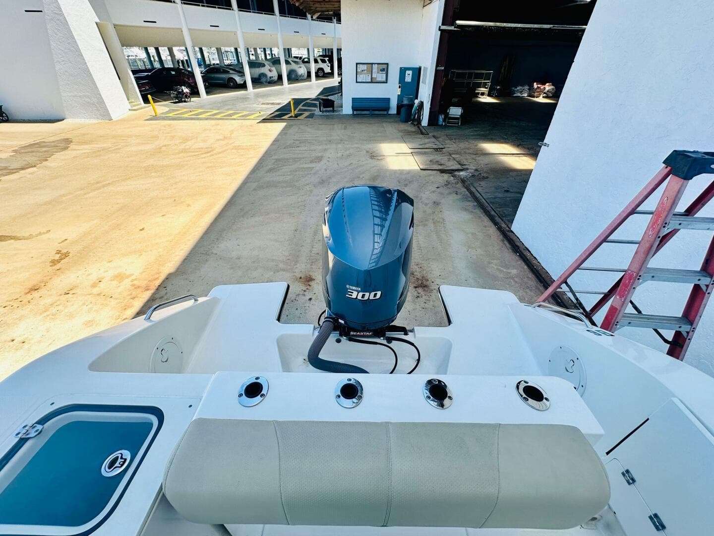 2016 Pursuit C 238 Center Console