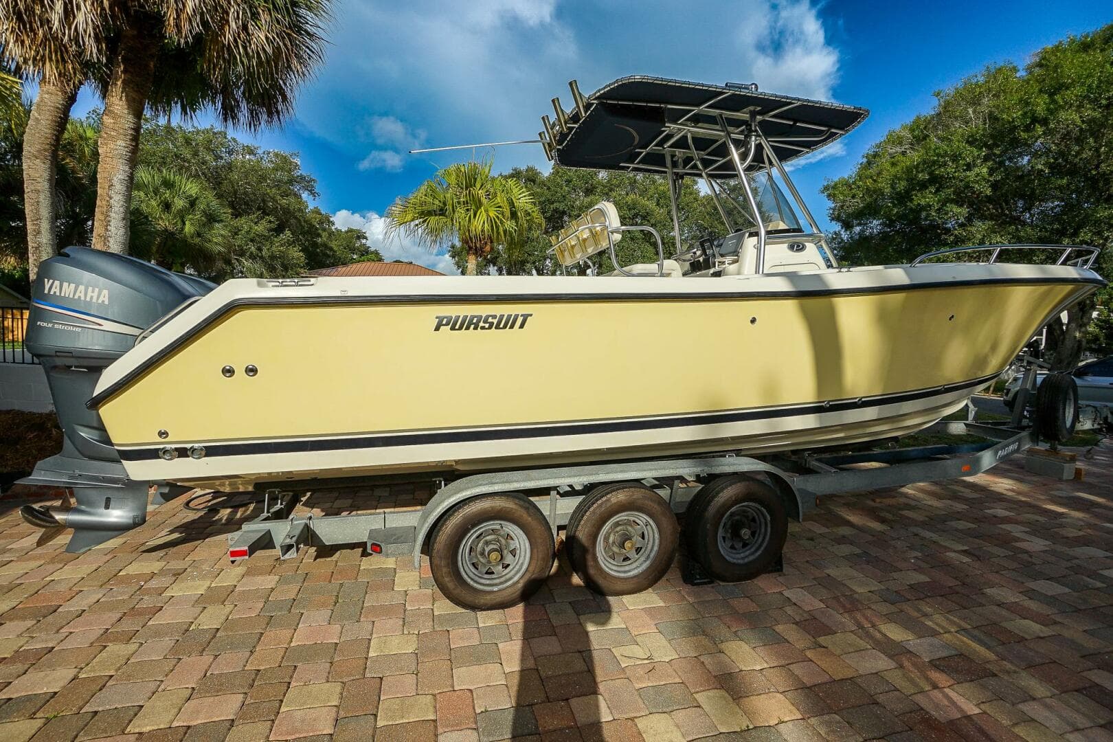 2007 Pursuit C280