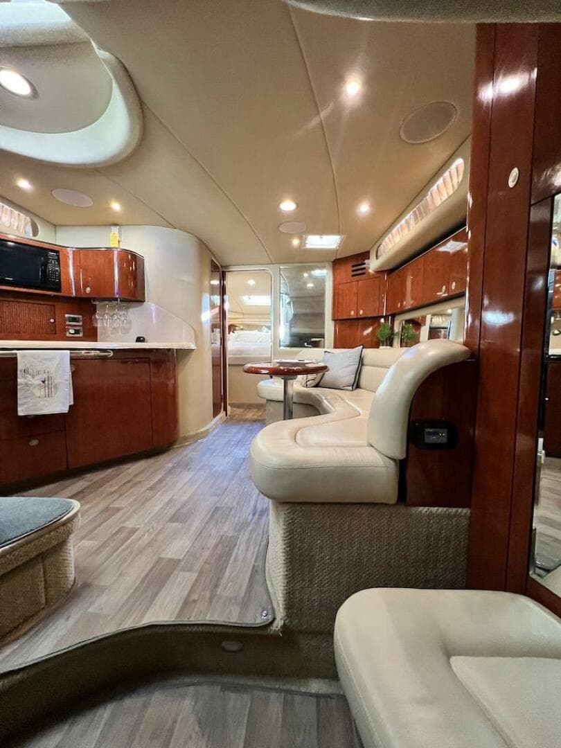 2004 Sea Ray 380 Sundancer