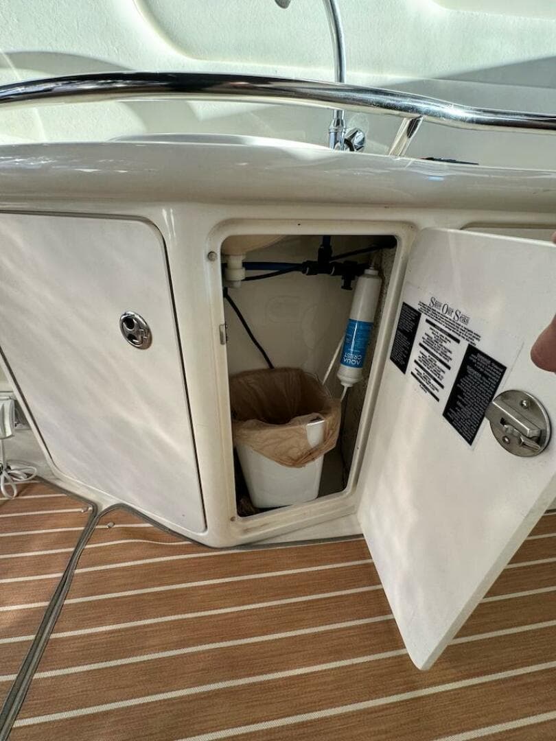 2004 Sea Ray 380 Sundancer