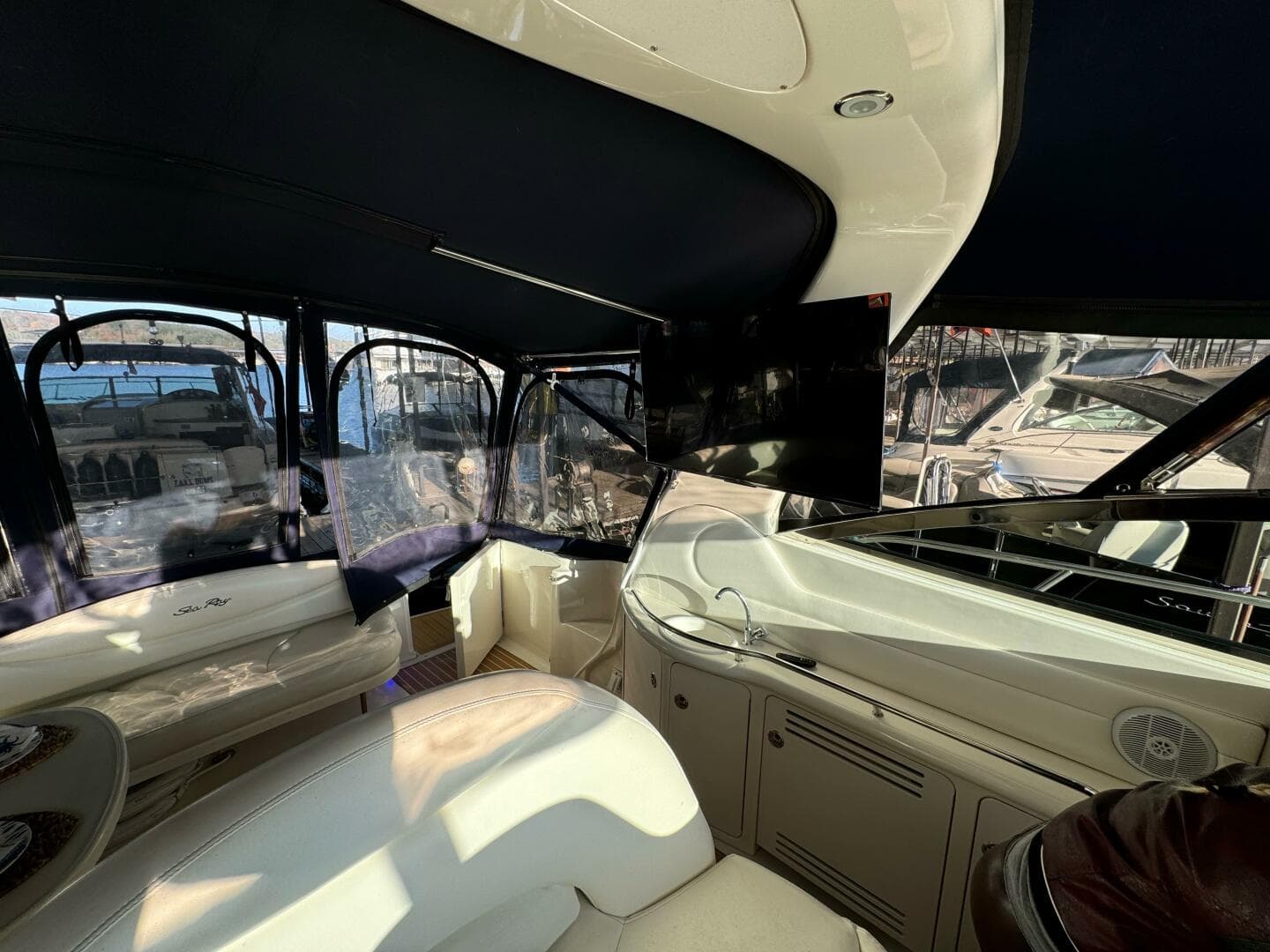 2004 Sea Ray 380 Sundancer