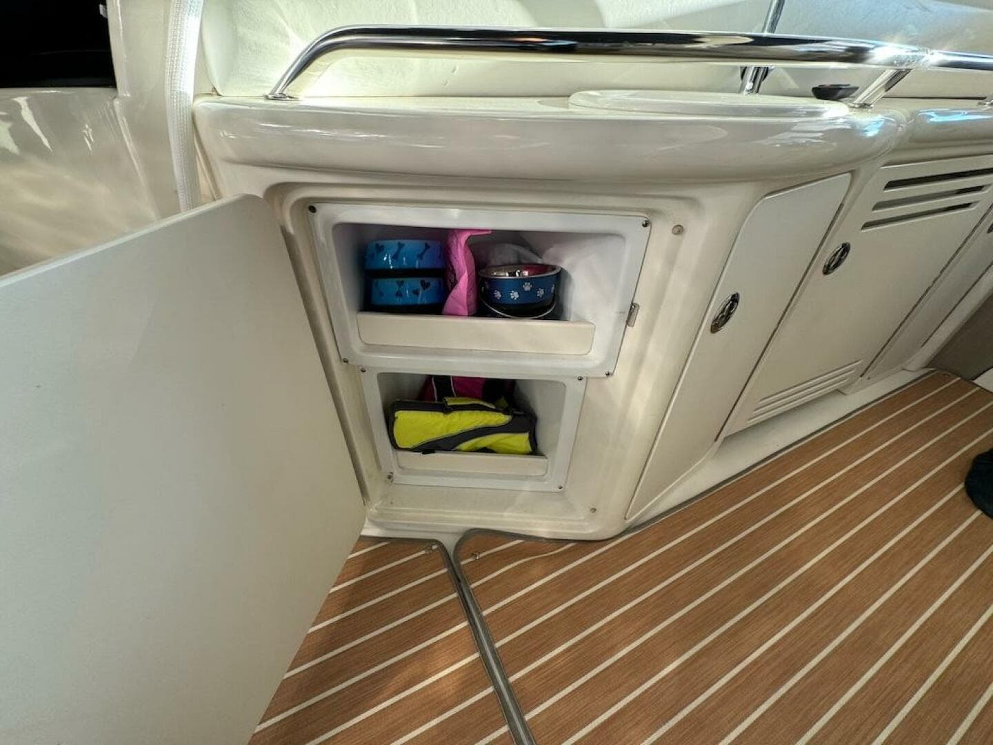 2004 Sea Ray 380 Sundancer