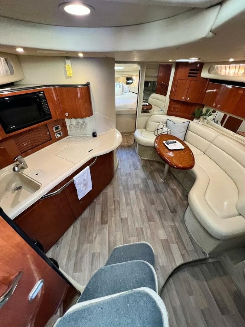 2004 Sea Ray 380 Sundancer